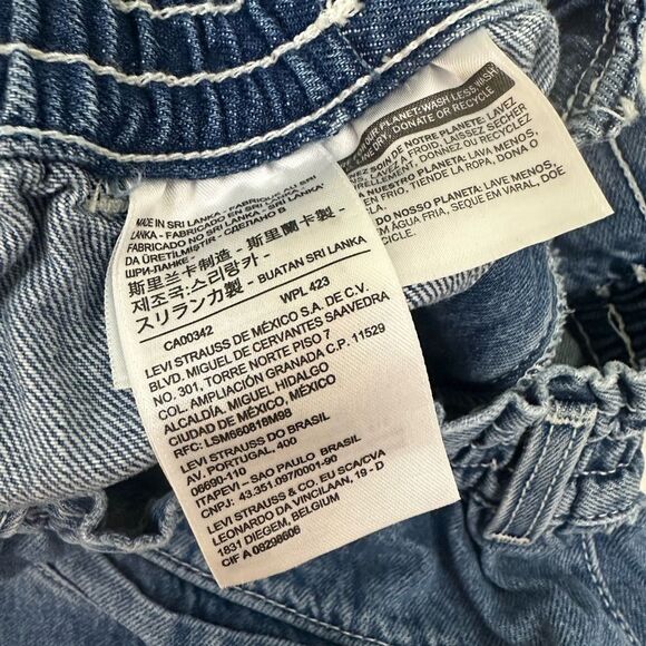 Levis Medium Wash High Rise Paper-Bag Denim Shorts 29in - Picture 8 of 8